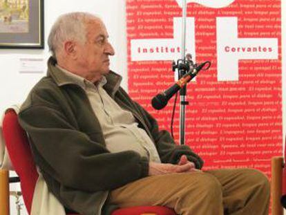 Juan Goytisolo, en el Instituto Cervantes de Tánger, el pasado lunes.