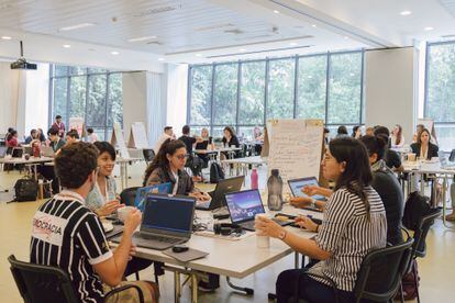 The nine groups designing their projects in the Latin American Palace