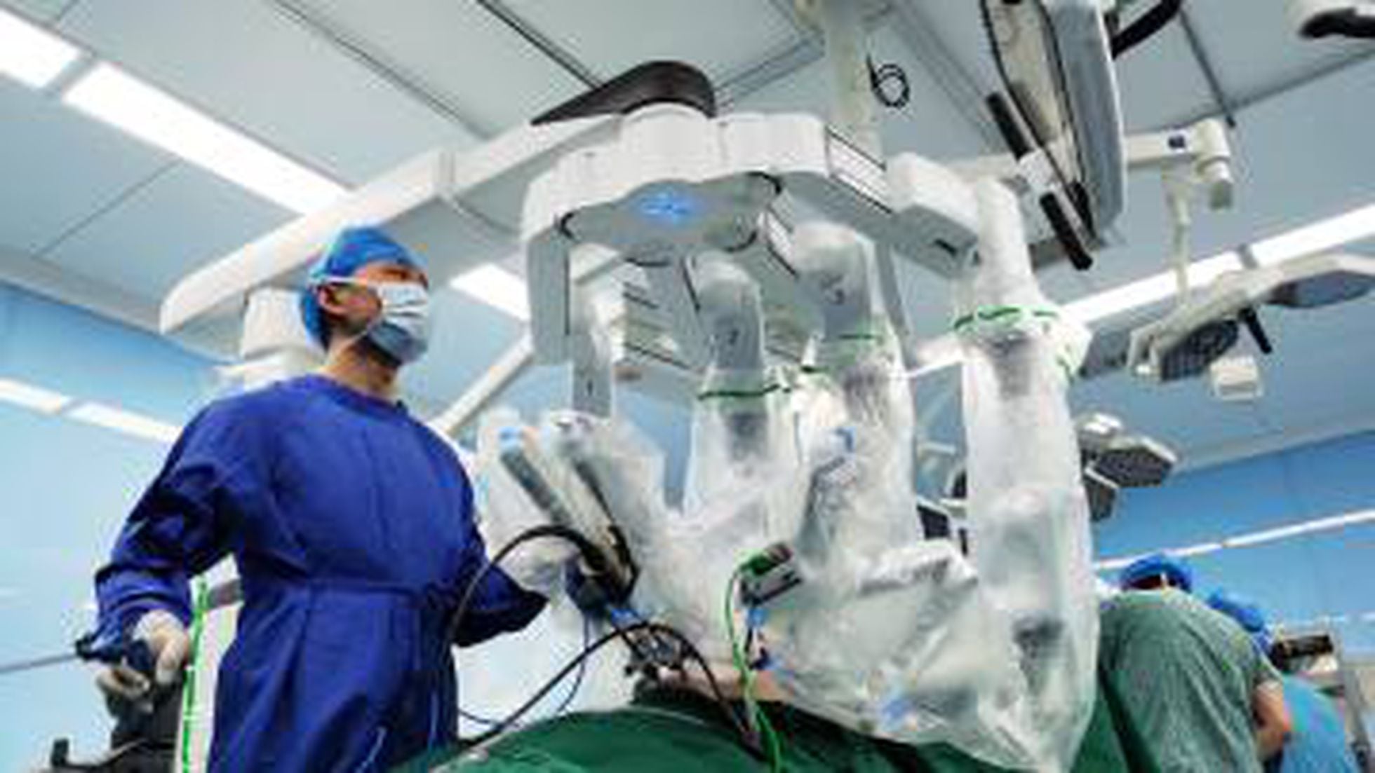 Cómo la robótica y la inteligencia artificial pueden mejorar la cirugía y frenar enfermedades | Empresas | Cinco Días