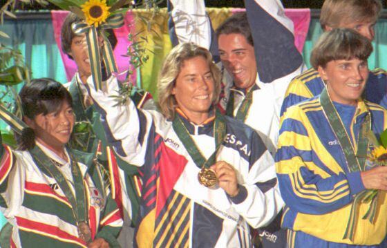 Theresa Zabell, en el podio de Atlanta 1996