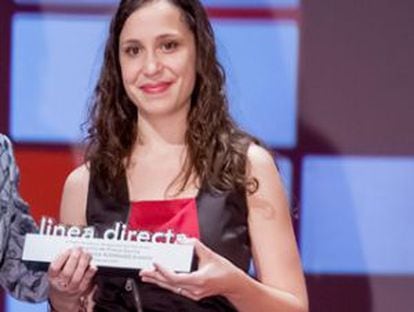 Patricia R. Blanco tras recoger el premio.