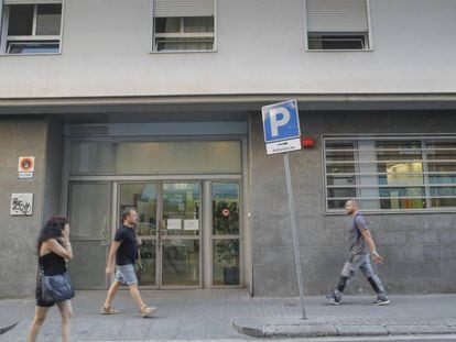 Façana de la residència Bertran i Oriola a la Barceloneta.