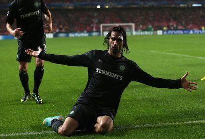Samaras celebra el gol del Celtic al Benfica.