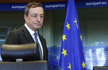 Mario Draghi, presidente del Banco Central Europeo, en el Parlamento Europeo en 2014