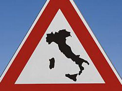 Mapa de Italia sobre una señal de tráfico