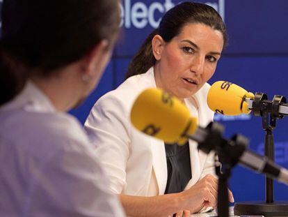 Rocío Monasterio y Pablo Iglesias en el debate electoral de la cadena SER.