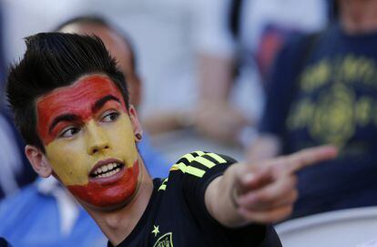 Un aficionado español en el partido contra la selección de Croacia celebrado en Bruselas, el 21 de junio de 2016.