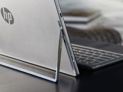 HP planta cara a Surface Book con nuevos ordenadores potentes y atractivos