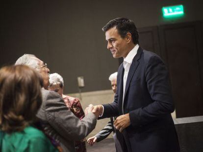 Pedro Sánchez, en un encuentro con españoles en México.