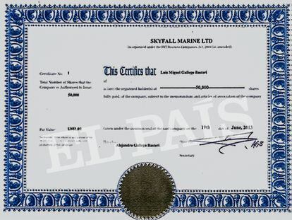 Copia del certificado de acciones de Skyfall Marine a nombre de Luis Miguel.