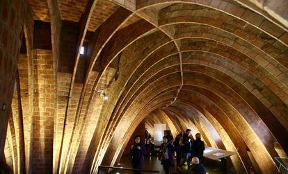 Buhardilla de La Pedrera donde se han introducido efectos de luz y sonido para potenciar el efecto de la influencia de la naturaleza en Gaudí.