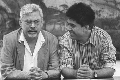 Gabriel Cabrera Infante y Pedro Almodóvar en 1997.