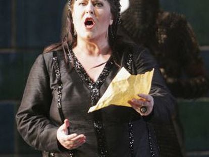 La soprano sudafricana Elizabeth Connell interpretando &#039;Nabucco&#039;, de Verdi, en la &Oacute;pera de Sidney en 2005