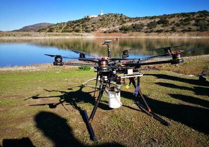 Dron con sensores de Labaqua.