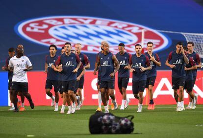 Entrenamiento de los jugadores del PSG en el Estadio da Luz de Lisboa el pasado 22 de agosto, día previo a la final de la Champions League.