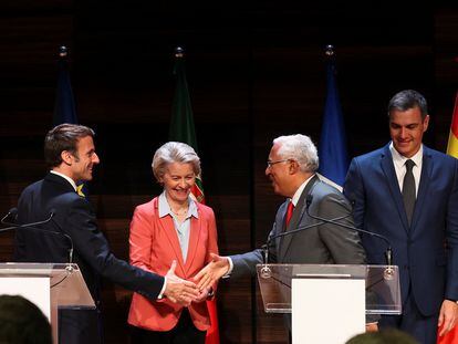 Macron, Ursula von der Leyen, Pedro Sánchez y Antonio Costa, este viernes en Alicante.