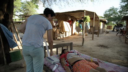 Mundo Sano atiende en sus centros de salud a mujeres embarazadas que habitan la región fronteriza.
