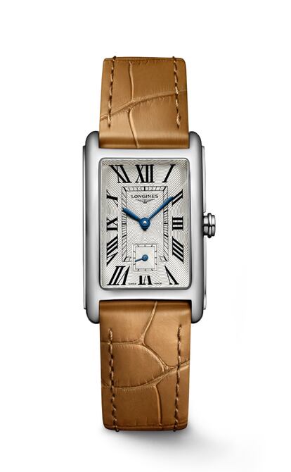 Un reloj clásico como el modelo DolceVita de Longines siempre es un acierto. Su caja de forma rectangular y su correa de piel disponible en siete colores lo convierten en uno de esos diseños eternos.

1.280€