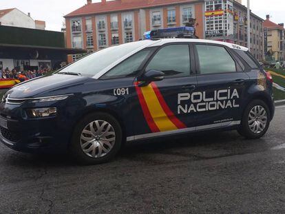 Un coche de la Policía Nacional, en una imagen de archivo.