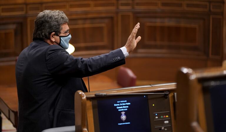 José Luis Escrivá, ministro de Inclusión, Seguridad Social y Migraciones, este miércoles en el Congreso.