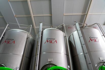 Instalaciones productivas de Cerveza Mica.