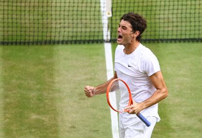 Taylor Fritz espera en cuartos de final a Rafa Nadal. El estadounidense (en la foto) celebra su victoria contra el australiano Jason Kubler (6-3, 6-1 y 6-4).