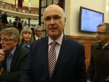 Josep Antoni Duran Lleida a la salida del Congreso.