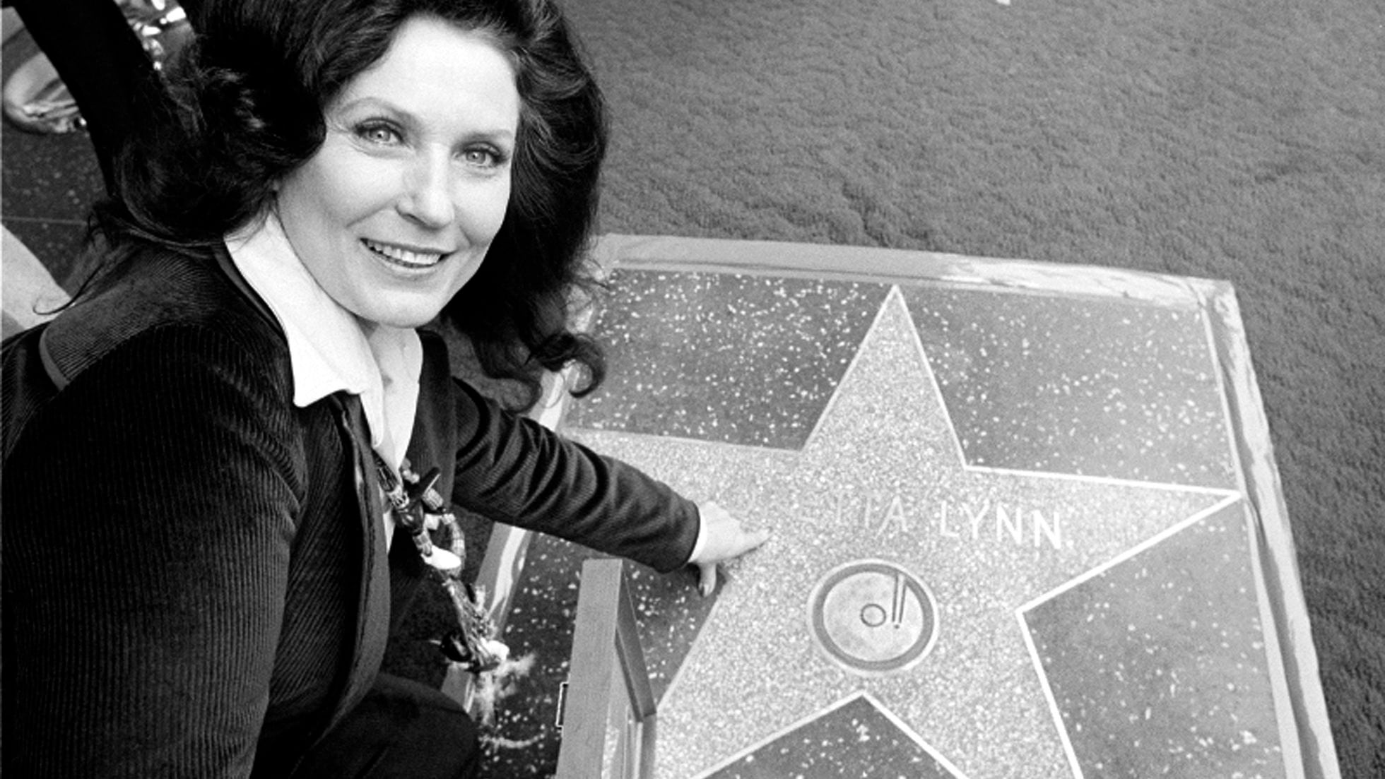 Muere Loretta Lynn, leyenda de la música country, a los 90 años | Cultura |  EL PAÍS