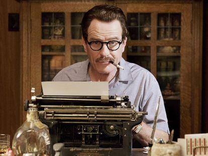 Bryan Cranston, como Dalton Trumbo en el filme de Jay Roach.