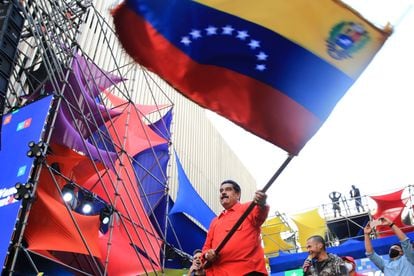 Nicolás Maduro, en un acto de cierre de campaña este jueves en Caracas.