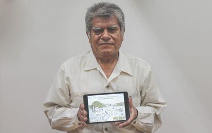 Donato García, con la aplicación Vamos a aprender mixteco.