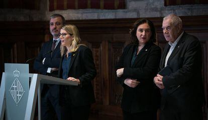 Jaume Collboni, Elsa Artadi, Ada Colau y Ernest Maragall presentan el acuerdo para los presupuestos de Barcelona.