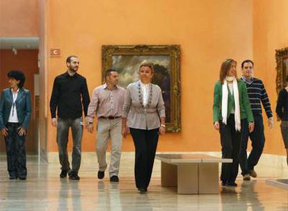 Sara Neira con sus colaboradores del museo Thyssen, donde existen 52 horarios a elección de los empleados.