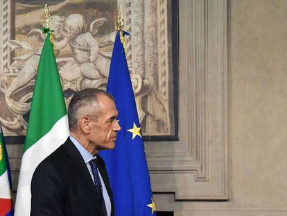 El economista Carlo Cottarelli tras recibir el encargo de Gobierno este lunes en Roma.