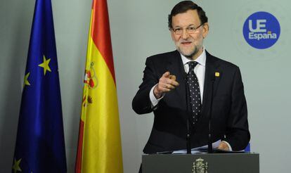 El primer ministro espa&ntilde;ol, Mariano Rajoy, en una rueda de prensa este viernes. 