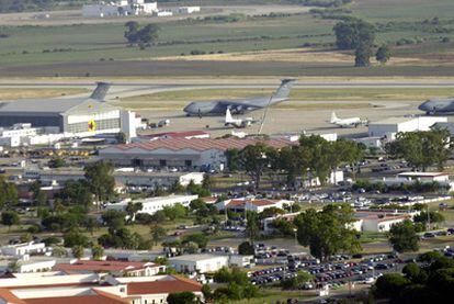 Vista aérea de la base de Rota.