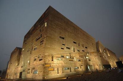 Museo Ningbo, en el Este de China, diseñado por el arquitecto Wang Shu, que recibió el Premio Pritzker en 2012.