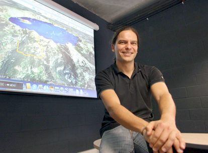 En 2006 Jordi Ramot creó la página Wikilog para que la gente compartiera sus rutas montañeras.