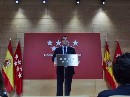 El vicepresidente de la Comunidad de Madrid, Ignacio Aguado, durante la rueda de prensa convocada posterior al Consejo de Gobierno de la Comunidad de Madrid celebrada en la Real Casa de Correos