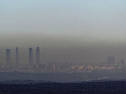 Nube de contaminaci&oacute;n sobre Madrid.