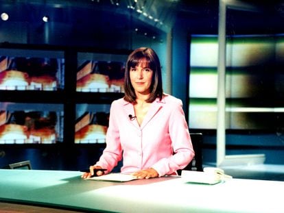 En imagen la periodista Ana Blanco,  presentadora del programa informativo "Telediario Primera Edición" en la temporada 2000/2001.
