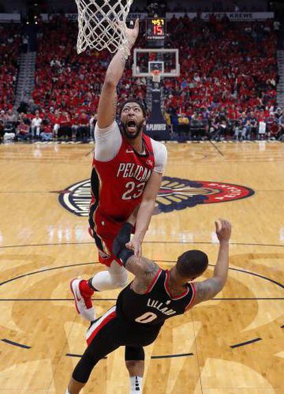 Davis, ante Lillard.