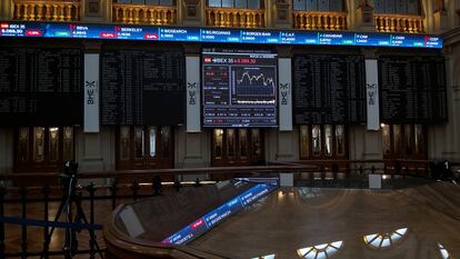 General view of the Madrid Stock Exchange floor.