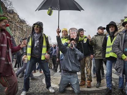 Manifestación de los 'chalecos amarillos' en Francia contra Macron.