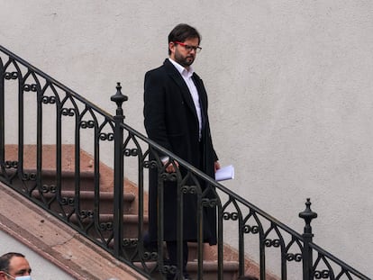 El presidente de Chile, Gabriel Boric, en el palacio presidencial de La Moneda en Santiago