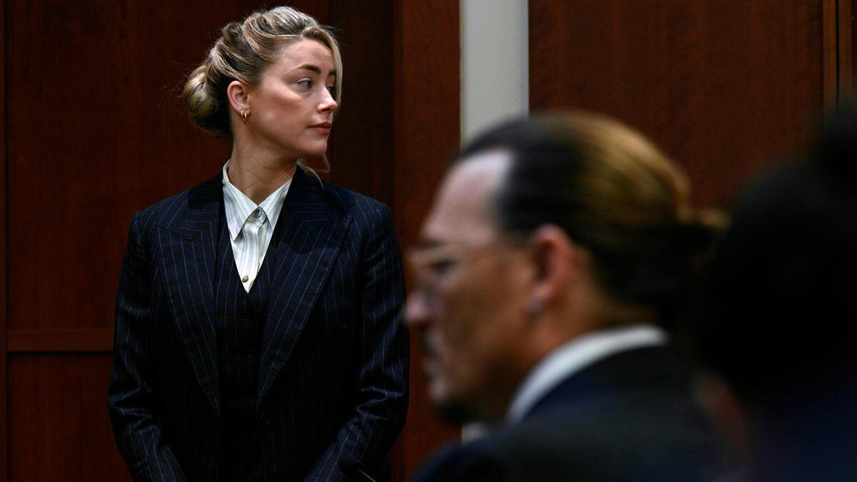 Vídeo | Cuatro secuencias clave del juicio de Johnny Depp contra Amber Heard  | Vídeos | EL PAÍS