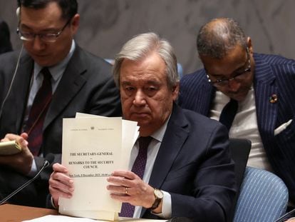 El secretario general de Naciones Unidas, António Guterres, en la reunión del Consejo de Seguridad sobre la crisis humanitaria en Gaza, este viernes en Nueva York (EE UU).