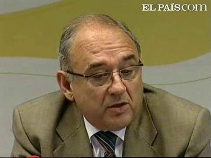 El presidente del Consejo General de Colegios de Médicos, Juan José Rodríguez Sendín, ha asegurado las "respuestas exageradas" ante el brote de Gripe A ha generado en España "una epidemia de miedo".