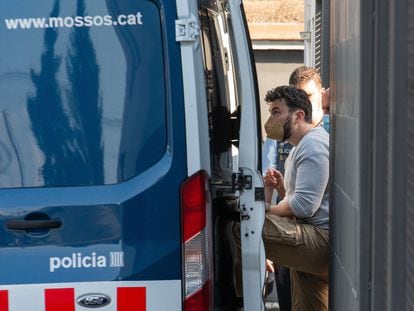 Uno de los detenidos en el operativo contra el tráfico de drogas en Llinars del Vallès
