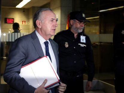 Fernández Sousa, a su salida de la Audiencia.